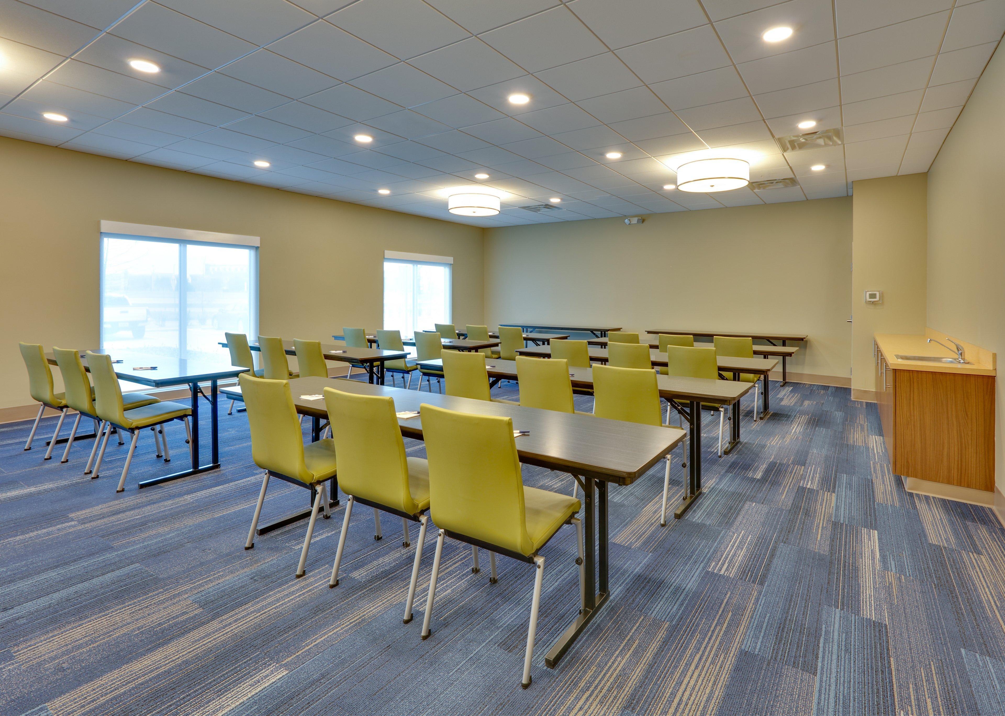Holiday Inn Express & Suites Plano East - Richardson By Ihg Exterior photo