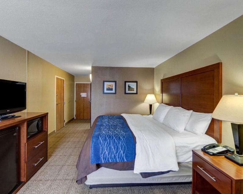 Holiday Inn Express & Suites Plano East - Richardson By Ihg Exterior photo