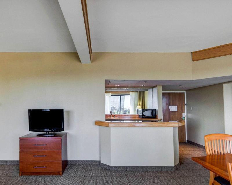 Holiday Inn Express & Suites Plano East - Richardson By Ihg Exterior photo